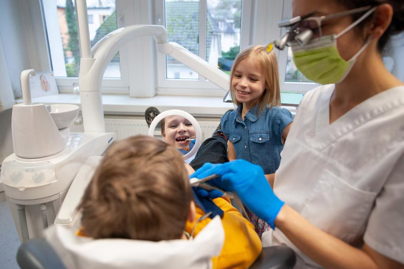 Zahnarztpraxis für Kinderprophylaxe